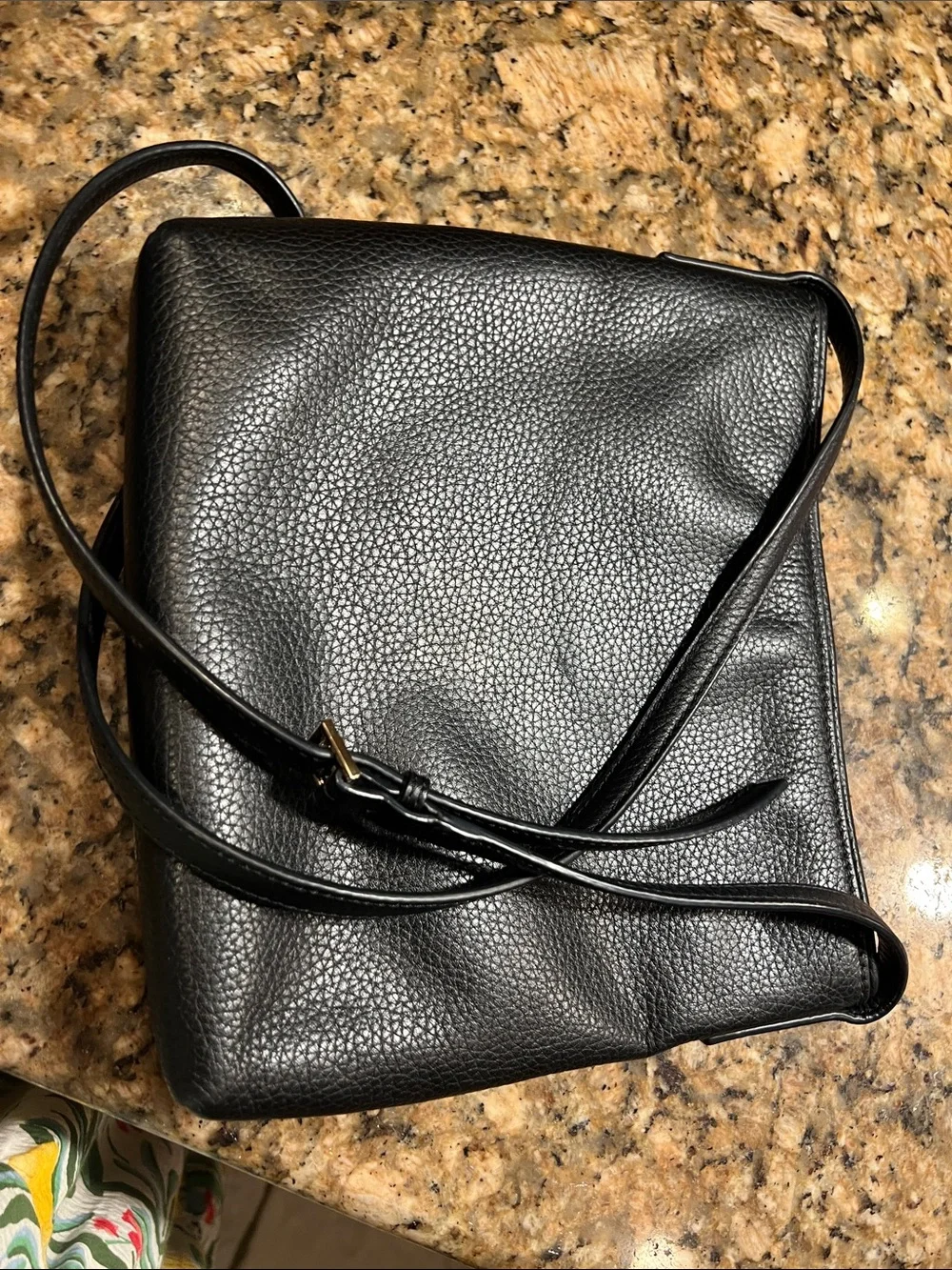 Kate Spade Chester St Dessi crossbody bag black pebbled leather